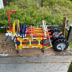 Vintage 1990’s K'NEX Thunderfoot Truck 
Parts